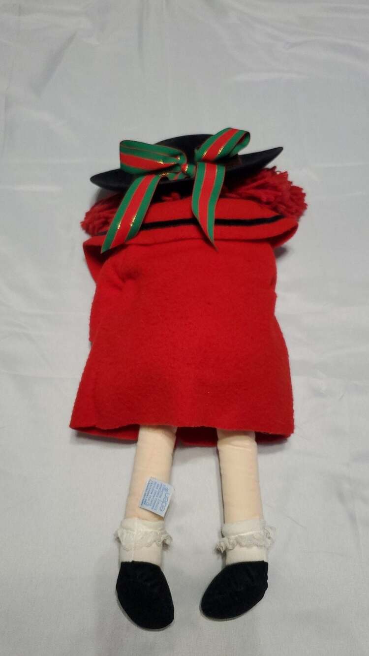 Vintage 1990 Madeline's Christmas Plush Rag Doll with Red Coat and Muff - Picture 4 of 4